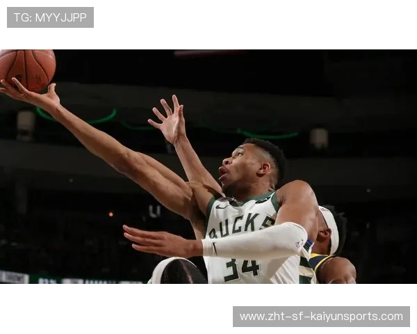 字母哥单场33篮板数据亮眼:再一次定义强力中锋的极限 字母哥单场33篮板数据亮眼:再一次定义强力中锋的极限